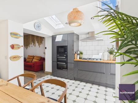 5 bedroom Terraced House for sale in Fitzwilliam Street, Mablethorpe, LN12