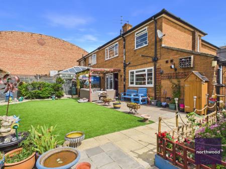 3 bedroom Semi-detached house for sale in Nirvana Admiralty Road, Mablethorpe, LN12