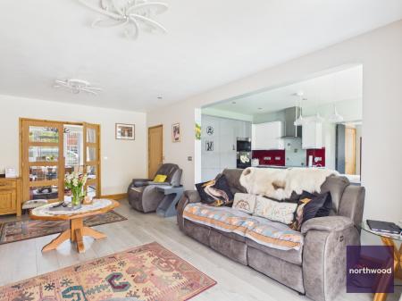 3 bedroom Semi-detached house for sale in Nirvana Admiralty Road, Mablethorpe, LN12