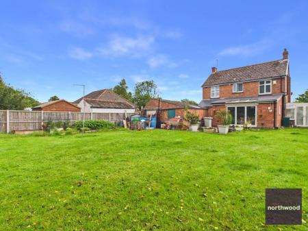 4 bedroom Detached house for sale in Main Road, Alford, LN13
