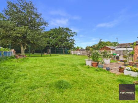 4 bedroom Detached house for sale in Main Road, Alford, LN13