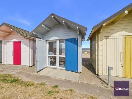 0 bedroom Property for sale in Queens Park Prom, Queens Park, Mablethorpe, LN12