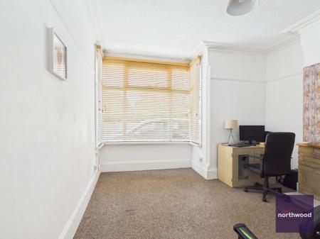 6 bedroom Semi-detached house for sale in Victoria Road, Mablethorpe, LN12