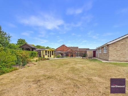 3 bedroom Detached bungalow for sale in Pinfold Lane, Alford, LN13