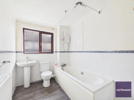 2 bedroom Flat for sale in Lloyd Court, Mablethorpe, LN12