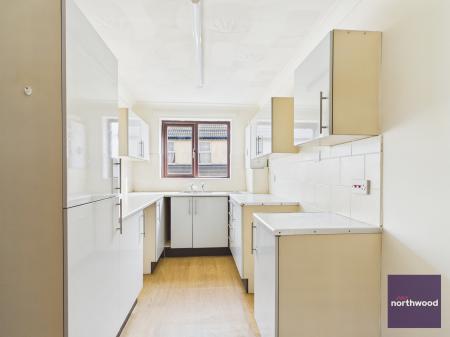 2 bedroom Flat for sale in Lloyd Court, Mablethorpe, LN12