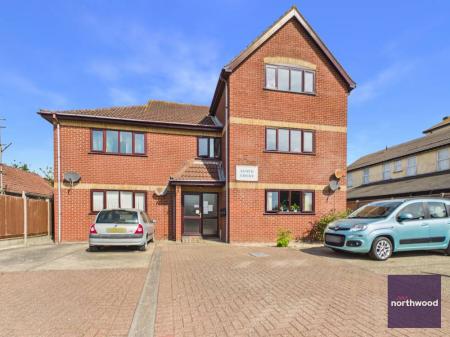 1 bedroom Flat for sale in Lloyd Court, Mablethorpe, LN12