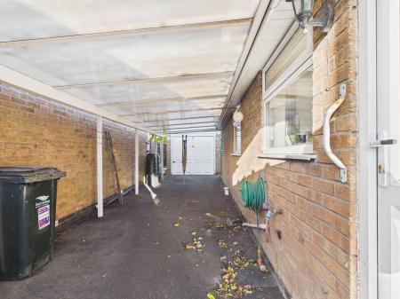2 bedroom Detached bungalow for sale in Camelot Gardens, Sutton on Sea, LN12