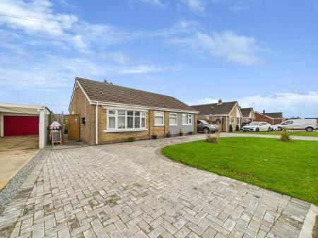 3 bedroom Detached bungalow for sale in Kipling Drive, Sandilands, LN12
