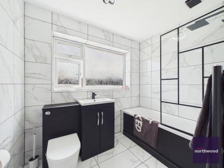 3 bedroom Bungalow for sale in Dymoke Road, Mablethorpe, LN12