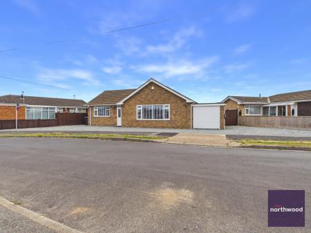 3 bedroom Bungalow for sale in Dymoke Road, Mablethorpe, LN12