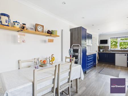 3 bedroom Bungalow for sale in Stapes Garth, Louth, LN11