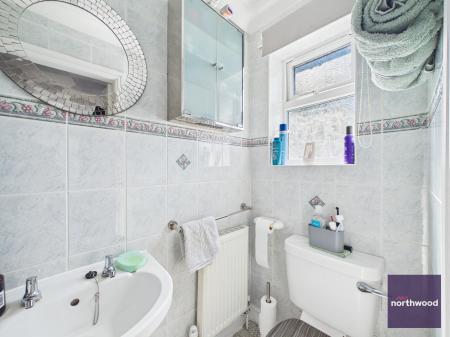 3 bedroom Bungalow for sale in Stapes Garth, Louth, LN11
