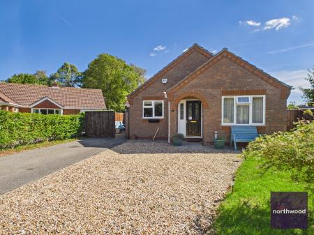 3 bedroom Bungalow for sale in Stapes Garth, Louth, LN11