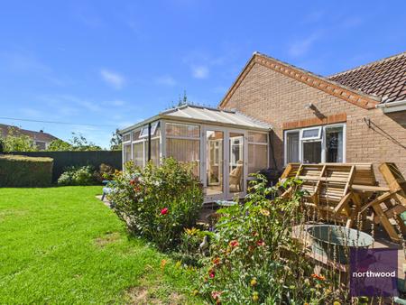 3 bedroom Bungalow for sale in Stapes Garth, Louth, LN11