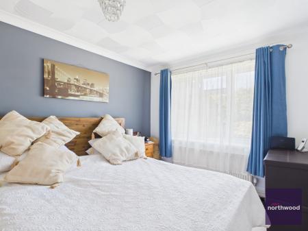3 bedroom Bungalow for sale in Stapes Garth, Louth, LN11