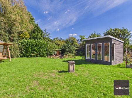 3 bedroom Bungalow for sale in Stapes Garth, Louth, LN11
