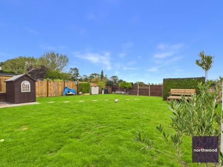 2 bedroom Detached bungalow for sale in Thurlby Road, Bilsby, LN13
