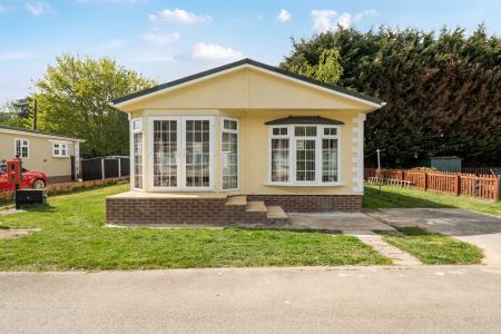 2 bedroom Park home for sale in Chapel Farm Park, Horncastle, LN4