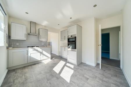 3 bedroom Semi-detached bungalow for sale in Mill Lane, Saxilby, LN1