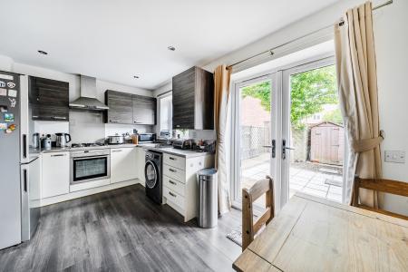 3 bedroom Semi-detached house for sale in Pitsford Close, Lincoln, LN5