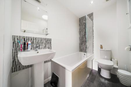 3 bedroom Semi-detached house for sale in Pitsford Close, Lincoln, LN5