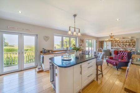 3 bedroom Detached bungalow for sale in School Lane, Horncastle, LN9