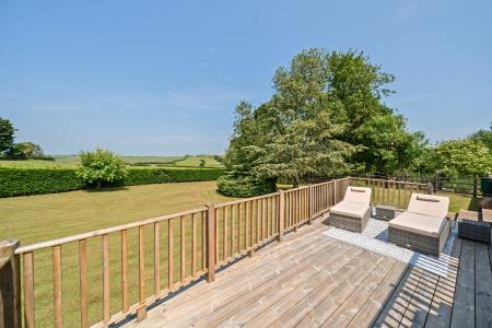 3 bedroom Detached bungalow for sale in School Lane, Horncastle, LN9