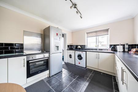 2 bedroom Semi-detached house for sale in Skirth Road, Billinghay, LN4