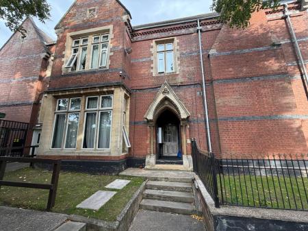 1 bedroom Studio flat to let in Carholme Road, Lincoln, LN1