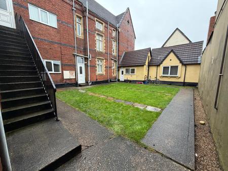 1 bedroom Flat to let in Carholme Road, Lincoln, LN1