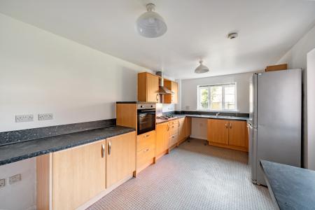 4 bedroom Detached house to let in Exley square, Lincoln, LN2