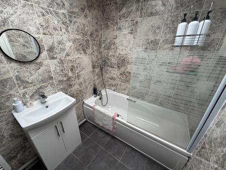 2 bedroom Flat to let in Redwood Drive, Waddington, Lincoln, LN5