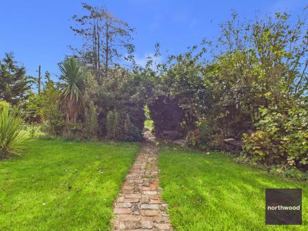 4 bedroom Detached house for sale in Fen Lane, Trusthorpe, LN12