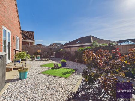 3 bedroom Detached bungalow for sale in Henshaw Avenue, Sutton on Sea, LN12