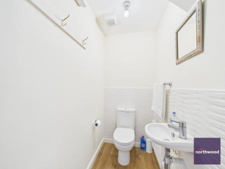 4 bedroom Detached house for sale in Alder Place, Alford, LN13