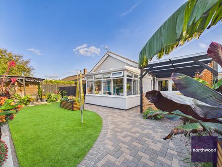 2 bedroom Bungalow for sale in Kipling Drive, Sandilands, LN12
