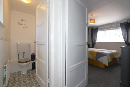 2 bedroom Town house for sale in Abbey Drive, Ashby-De-La-Zouch, LE65