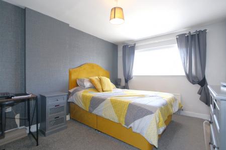 2 bedroom Town house for sale in Abbey Drive, Ashby-De-La-Zouch, LE65