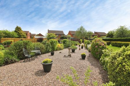 3 bedroom Semi-detached house for sale in Ashby Road, Osgathorpe, LE12
