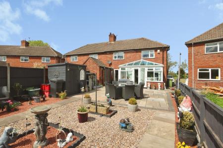 3 bedroom Semi-detached house for sale in Ashby Road, Osgathorpe, LE12