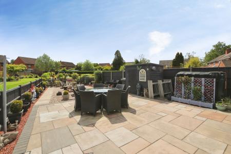 3 bedroom Semi-detached house for sale in Ashby Road, Osgathorpe, LE12