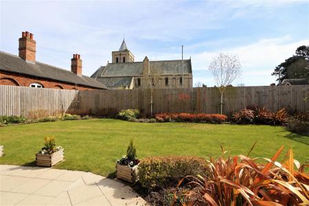 2 bedroom Ground floor flat for sale in Bainbridge Court, Ashby-De-La-Zouch, LE65