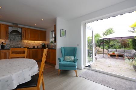 4 bedroom Semi-detached house for sale in Brooks Close, Donisthorpe, DE12