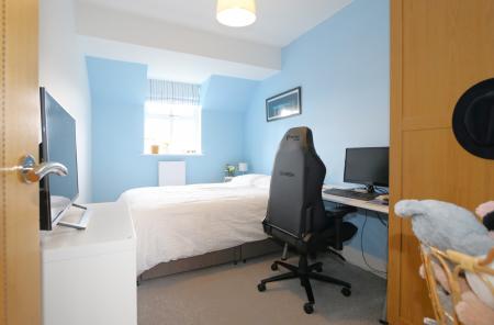 4 bedroom Semi-detached house for sale in Brooks Close, Donisthorpe, DE12