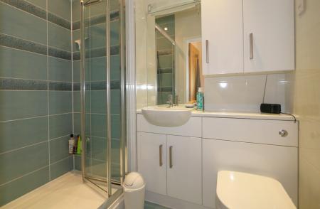 4 bedroom Semi-detached house for sale in Brooks Close, Donisthorpe, DE12