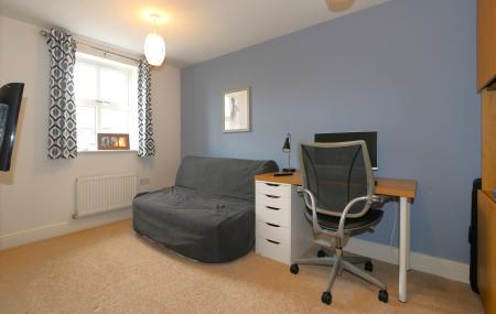 4 bedroom Semi-detached house for sale in Brooks Close, Donisthorpe, DE12