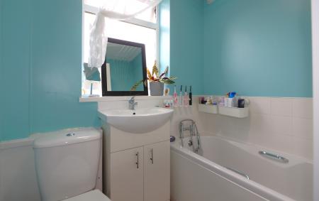 3 bedroom Semi-detached house for sale in Burton Road, Ashby-De-La-Zouch, LE65