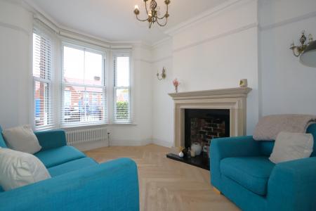 3 bedroom Semi-detached house for sale in Burton Road, Ashby-De-La-Zouch, LE65