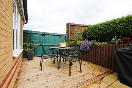 5 bedroom Detached house for sale in Buttercup Avenue, Donisthorpe, DE12